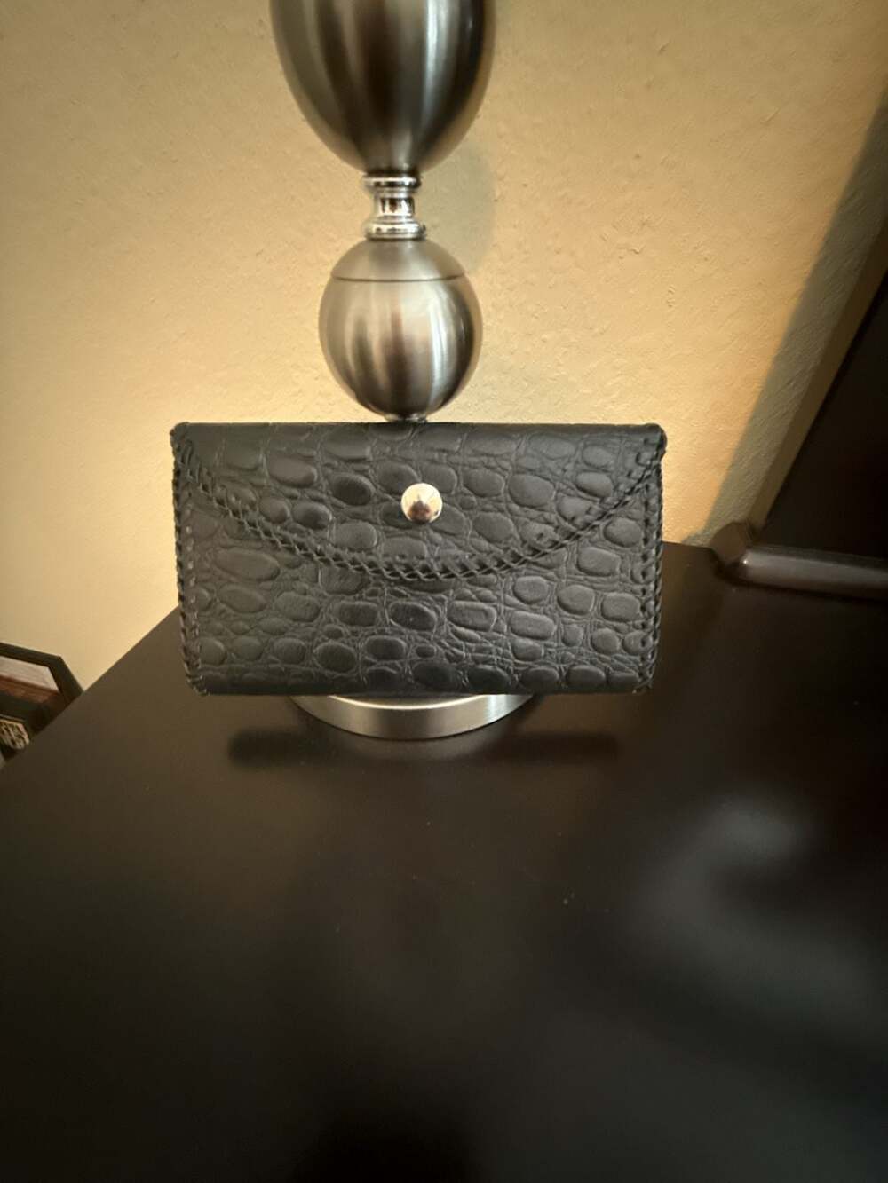 Vintage Black Croc Embossed Leather Envelope Wallet Clutch Whipstitch Detail